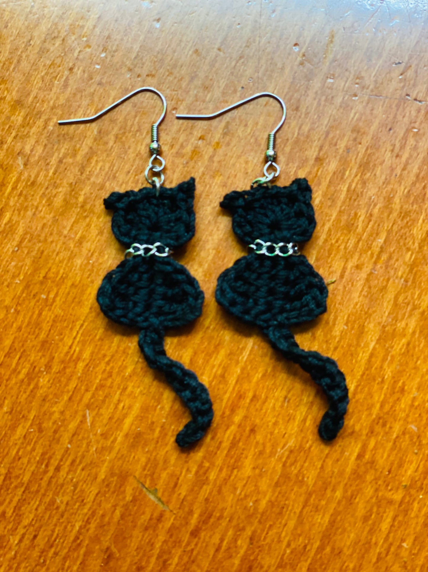 Handmade Crochet Cat Earrings: 100% Cotton, Stainless Steel Hook