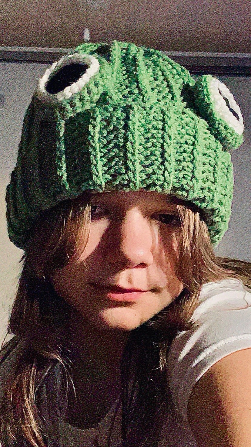 Frog beanie, frogie, frogy alt crochet handmade winter beanie, hat