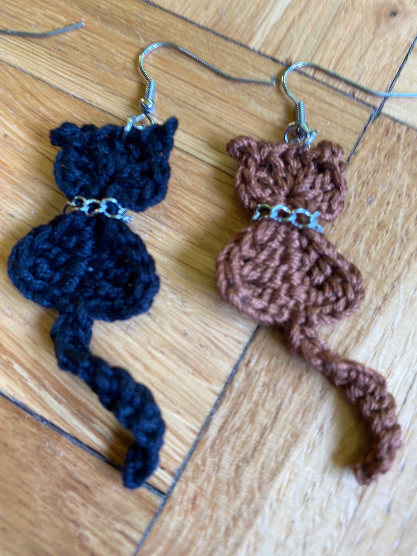 Handmade Crochet Cat Earrings: 100% Cotton, Stainless Steel Hook