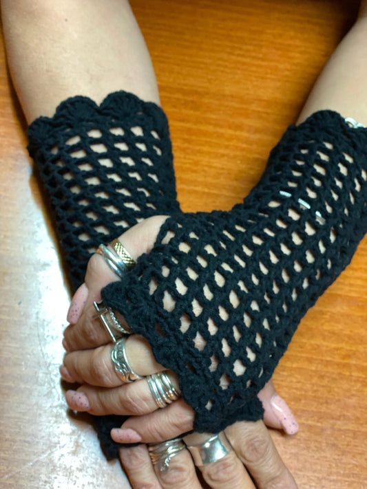 Crochet fishnet gloves, Crochet Mesh gloves, mesh fingerless gloves, spider web gloves, web gloves, netted fingerless gloves