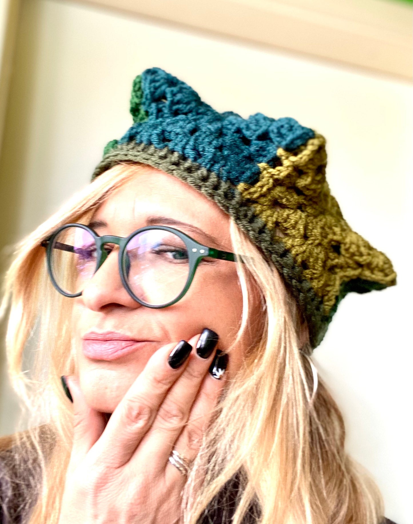 Handmade Crochet Star Hat: Wool Blend Beret