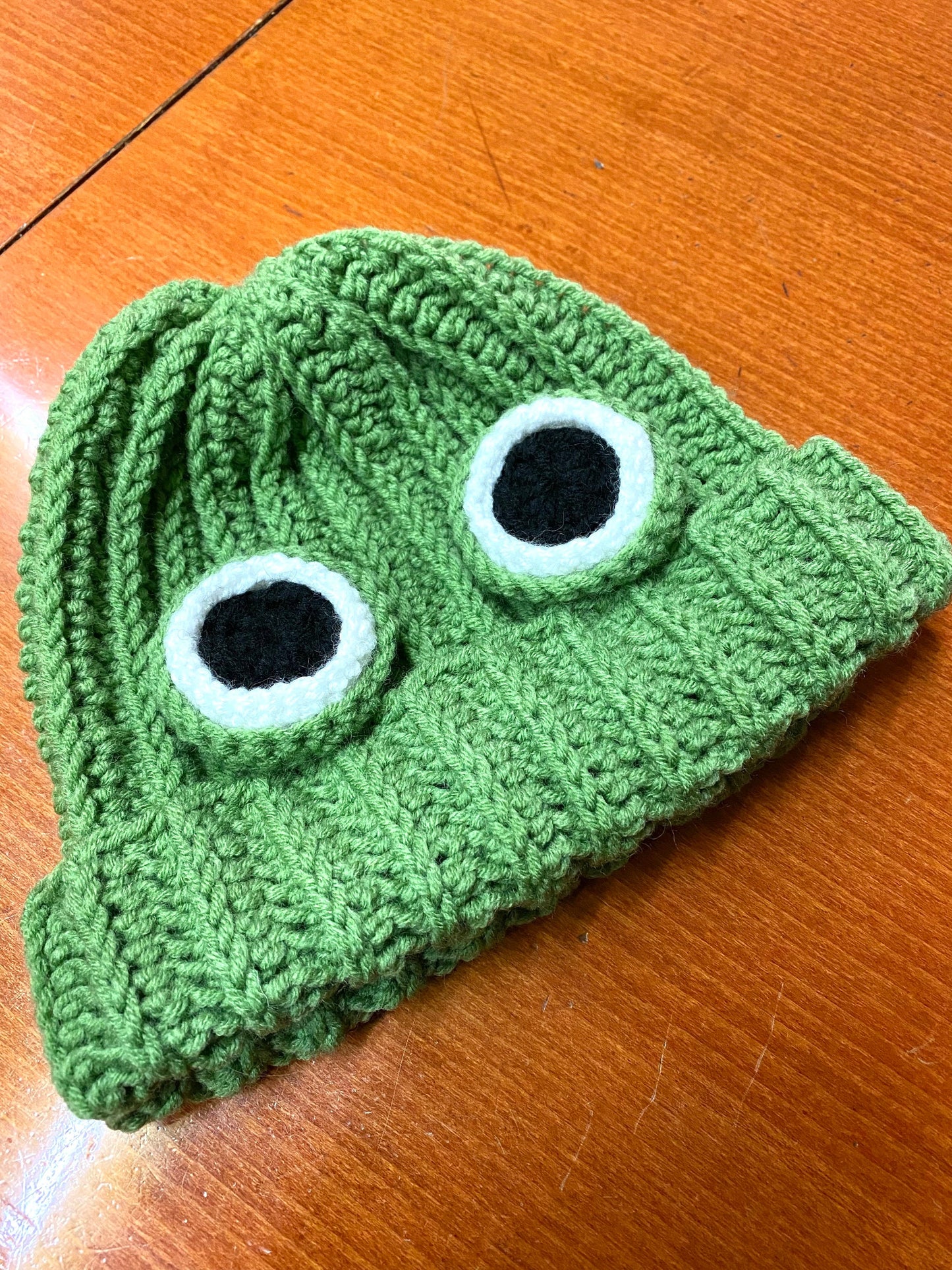 Frog beanie, frogie, frogy alt crochet handmade winter beanie, hat