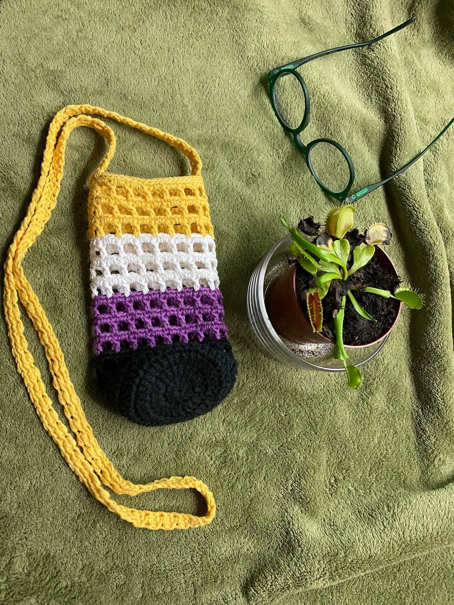 LGBT Pride Non-Binary Flag Crochet Bottle Holder Crossbody Bag