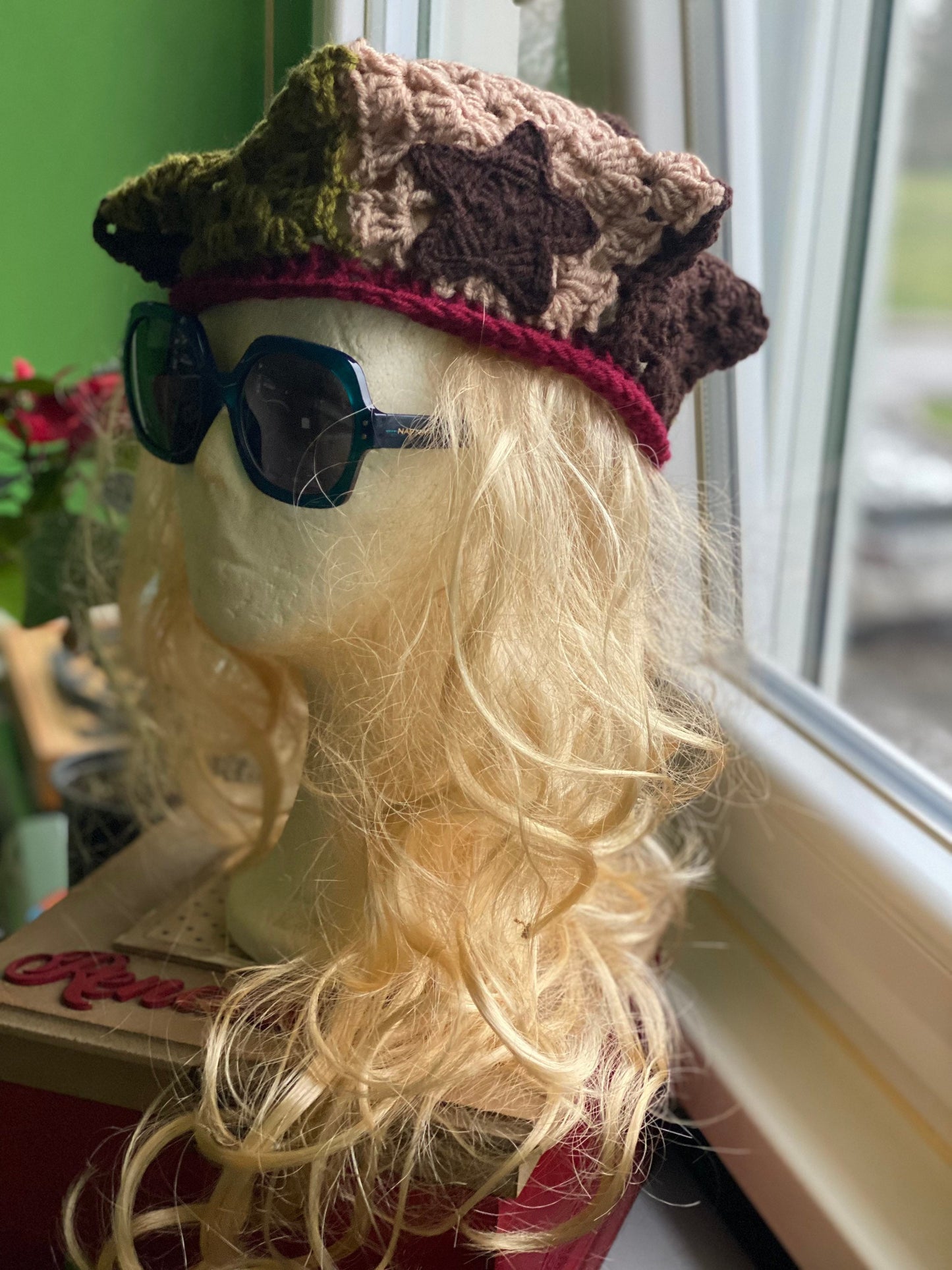 Crochet Star Beret Hat: Handmade Wool Blend, Granny Hexagon Design