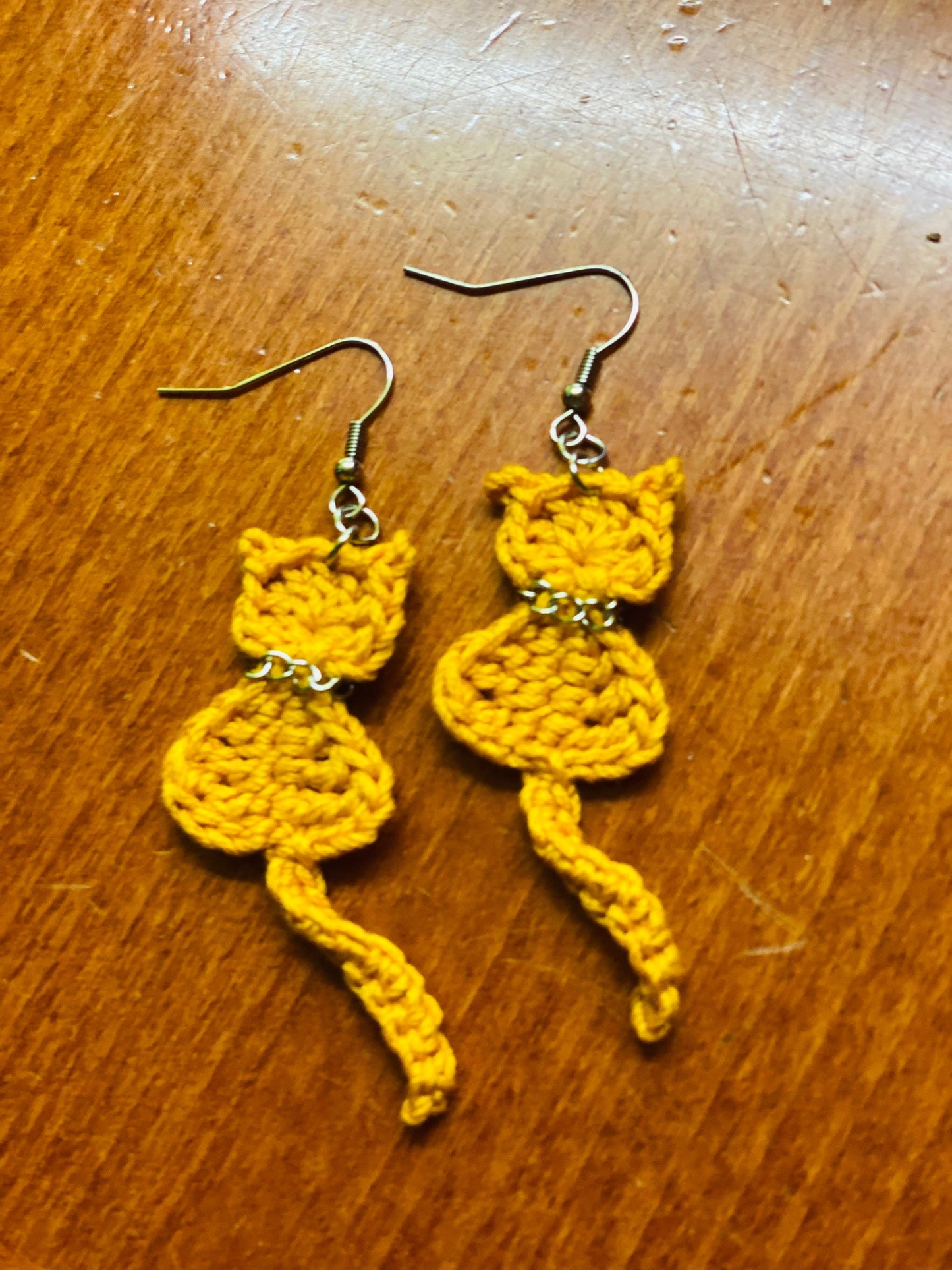 Handmade Crochet Cat Earrings: 100% Cotton, Stainless Steel Hook