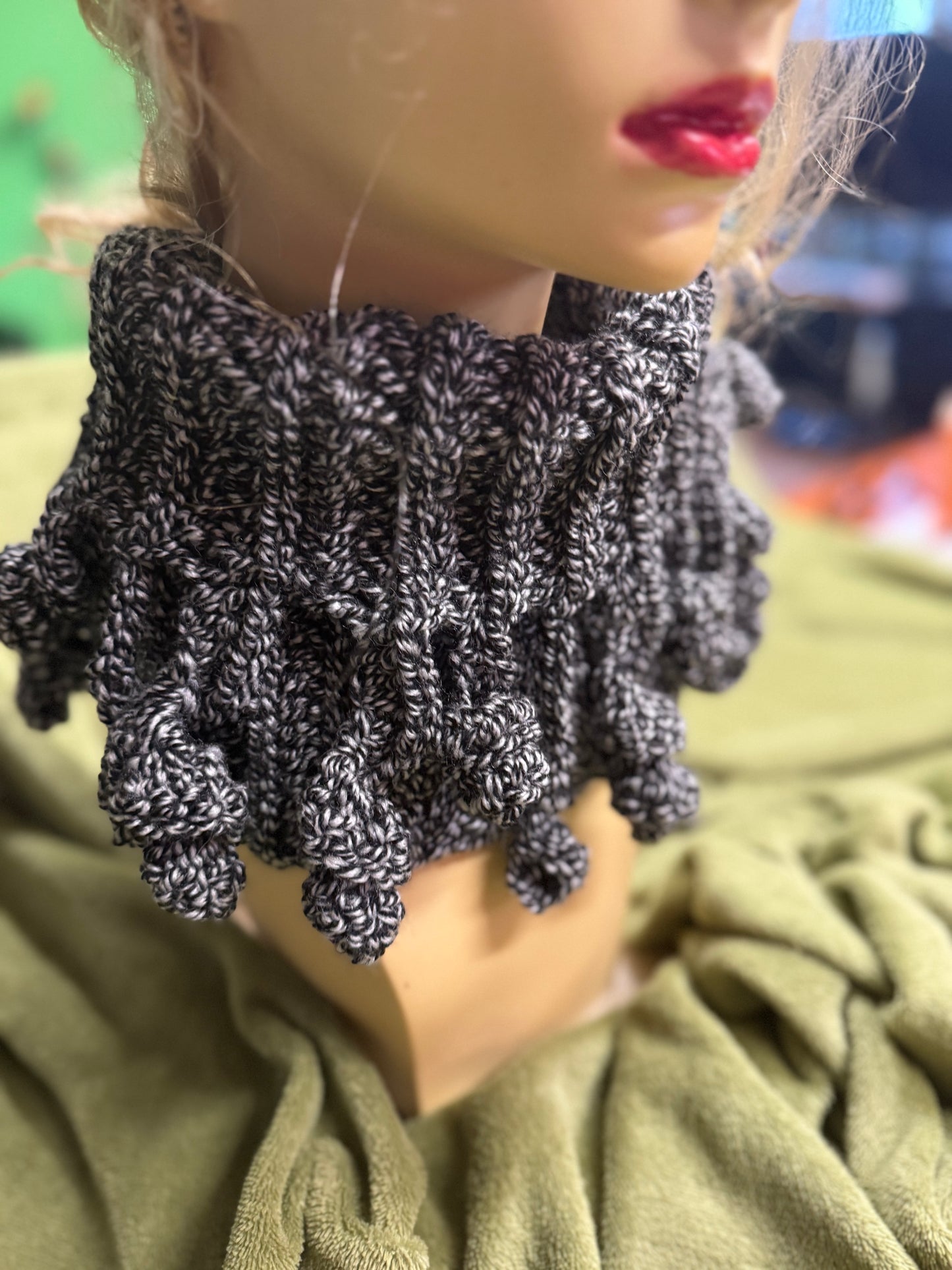 2 in 1 Crochet Cowl Beanie, Neck Warmer Hat,Convertible Winter Scarf, Handmade Dusty Rose Snood, Christmas Gift for Her, Adjustable Knit hat