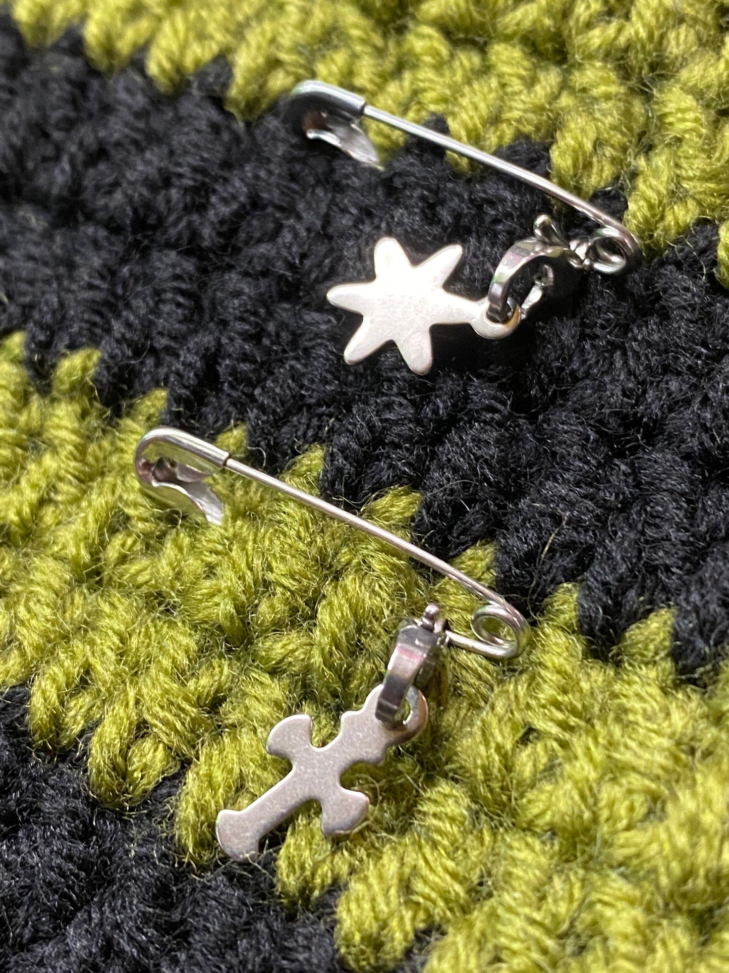 Cat chain beanie, custom Cat beanie, crochet cat ear pins beanie, cat hat, cat ears beanie with chain, star and cross, handmade gift