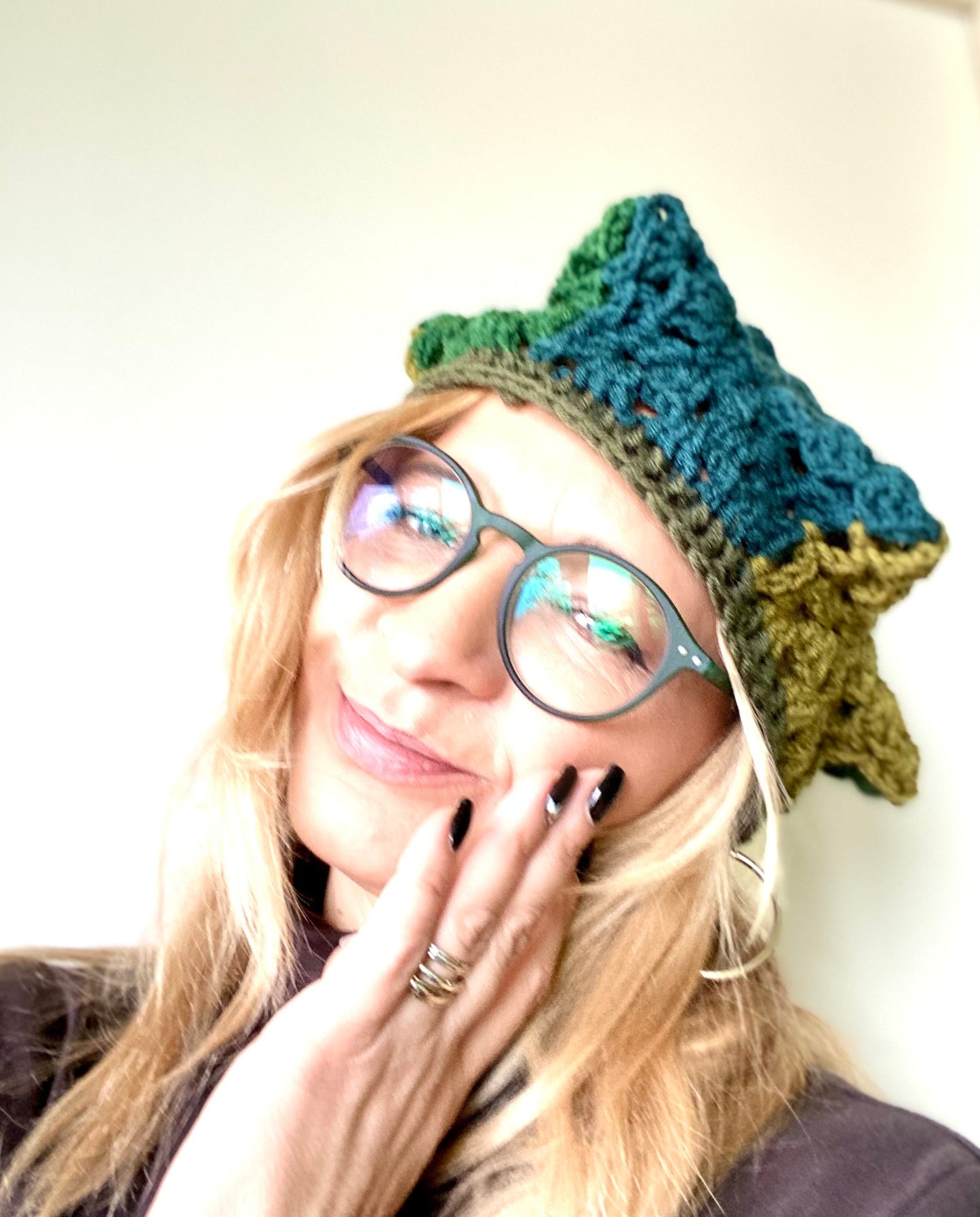 Handmade Crochet Star Hat: Wool Blend Beret