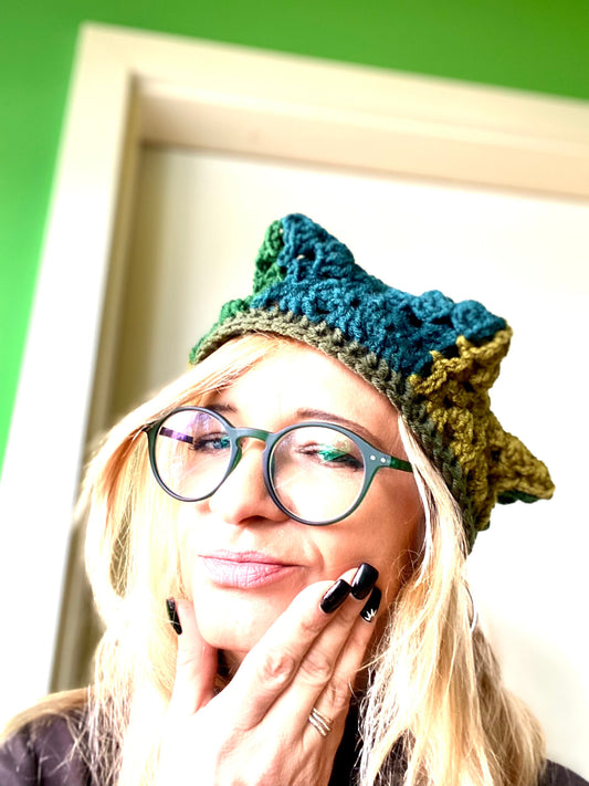 Handmade Crochet Star Hat: Wool Blend Beret