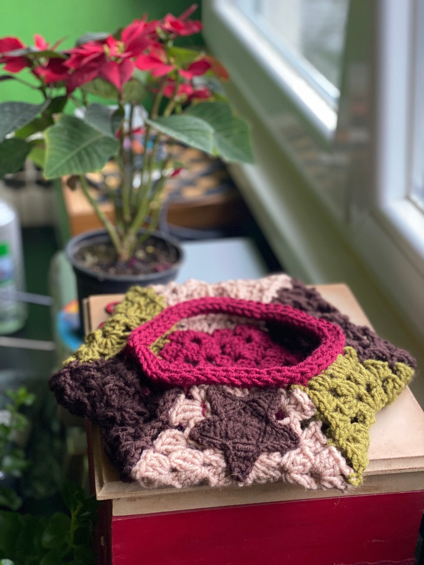 Crochet Star Beret Hat: Handmade Wool Blend, Granny Hexagon Design
