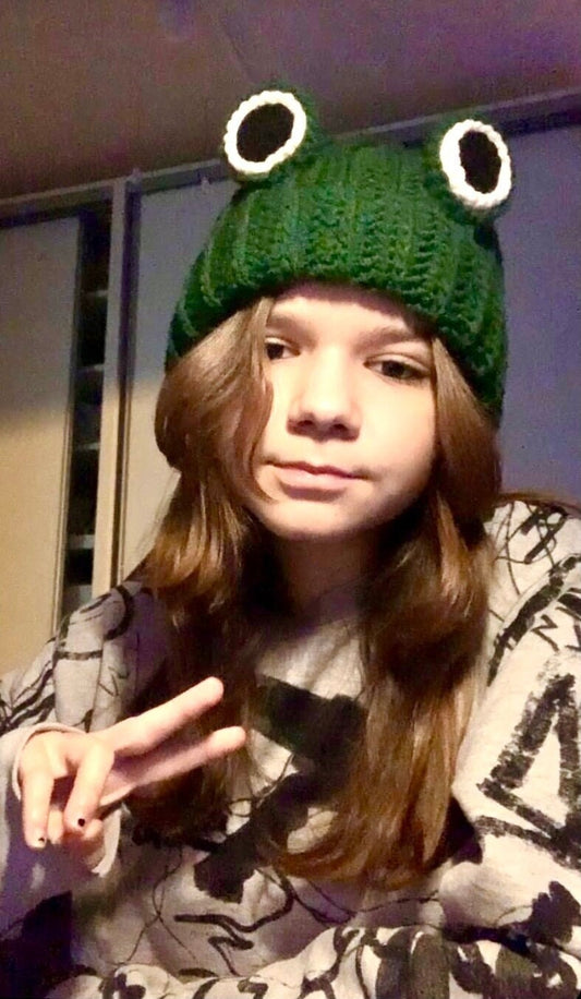 Frog beanie, crochet frog hat, alt