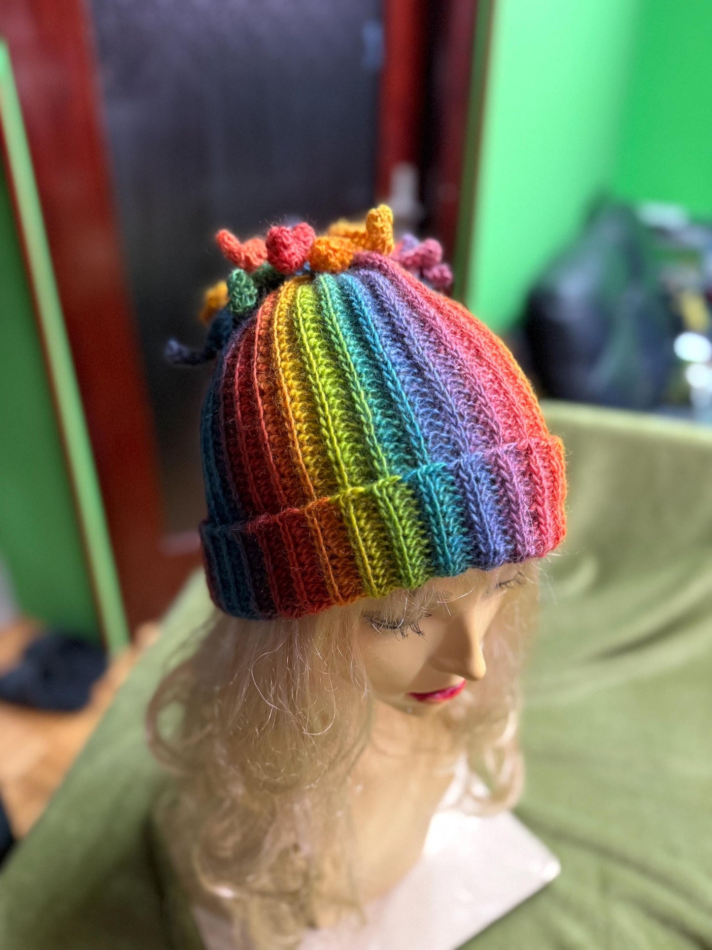 Crochet Rainbow Hat, Colorful Winter Beanie, Unique Spiral Pom Pom Hat, Handmade Gift for Her, Vibrant Boho Winter Accessory, Wool Knit hat